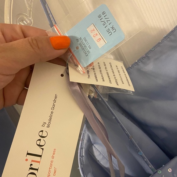 NWT Floor length periwinkle dress - Picture 4 of 6